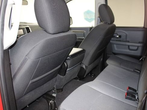 Used 2024 RAM 1500 Classic SLT image 23