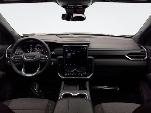 Used 2025 GMC Acadia Elevation image 14