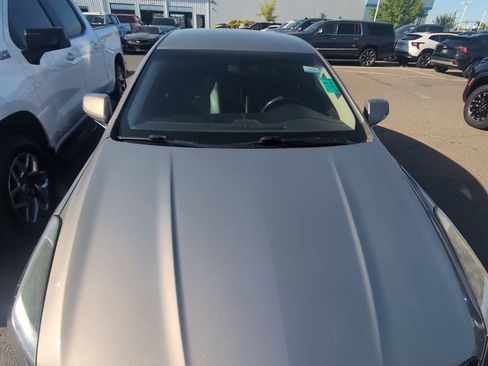 Used 2019 Cadillac XTS Luxury image 2