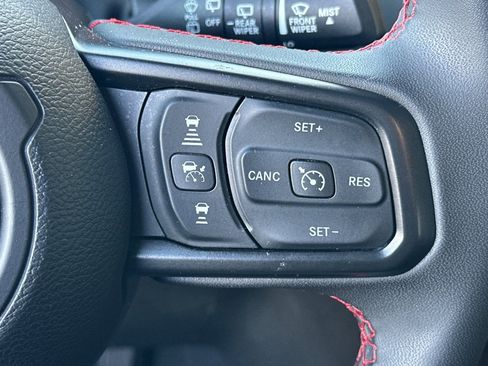 Used 2024 Jeep Wrangler Unlimited Rubicon image 29