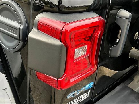 Used 2024 Jeep Wrangler Unlimited w/ Convenience Group image 26