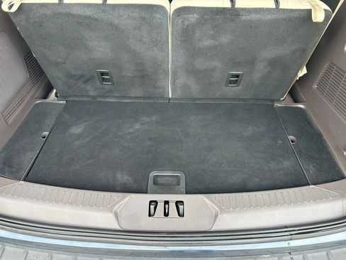 Certified 2022 Ford Explorer Platinum w/ Equipment Group 601A image 10