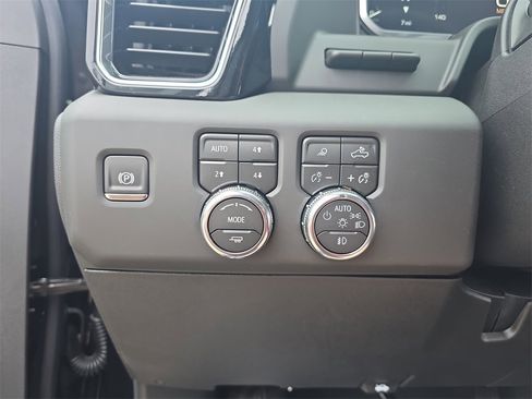 New 2026 GMC Sierra 2500 Denali w/ Denali Reserve Package image 26