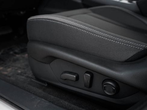 New 2026 Subaru Crosstrek 2.0i Premium image 17