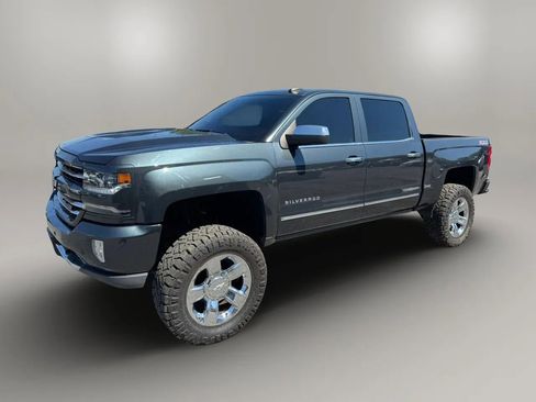 Used 2017 Chevrolet Silverado 1500 LTZ Z71 w/ LTZ Plus Package AWD/4WD image 7