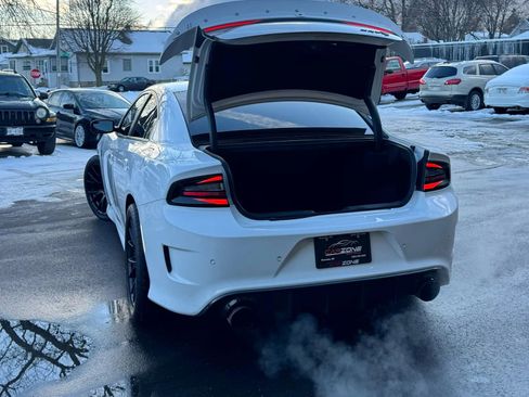 Used 2016 Dodge Charger SRT Hellcat w/ Harman/Kardon Audio Group image 20