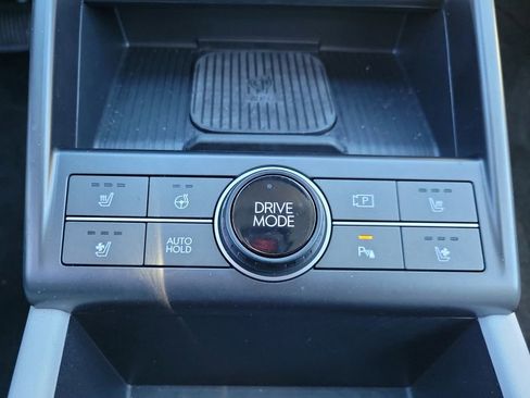 Certified 2025 Hyundai Kona Limited image 34