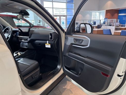 New 2025 Ford Bronco Sport Outer Banks w/ Outer Banks Tech Package+ image 39