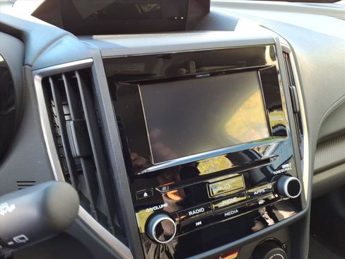 Used 2023 Subaru Impreza Premium image 17