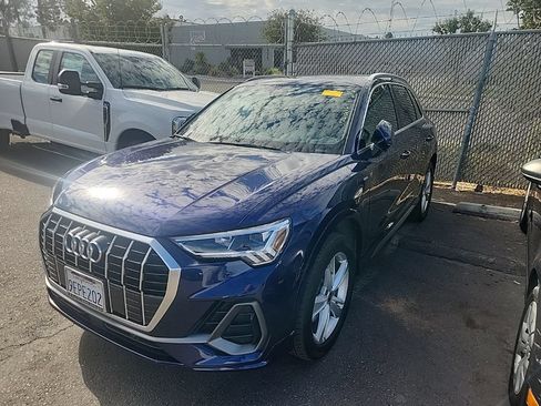 Used 2023 Audi Q3 2.0T Premium AWD/4WD image 3