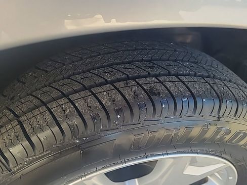 Used 2016 Subaru Forester 2.5i Limited w/ Popular Package #2 image 13