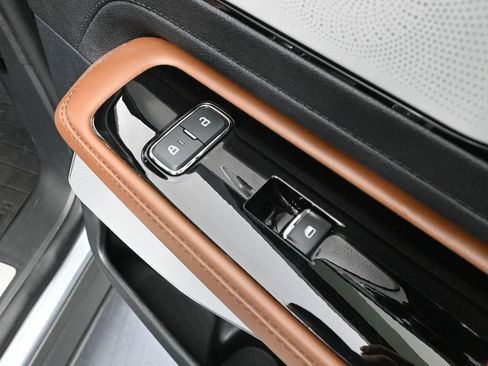 Used 2023 Lincoln Aviator Reserve w/ Equipment Group 201A image 60