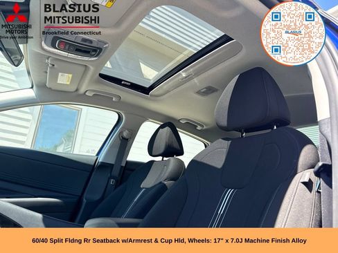 Used 2024 Hyundai Elantra SEL w/ Convenience Package FWD image 16