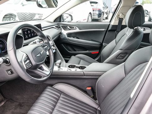 Used 2026 Genesis G70 2.5T Prestige RWD image 18