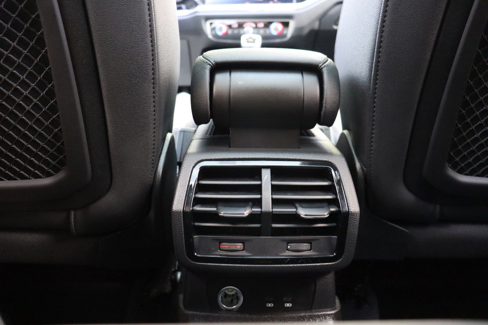 Used 2021 Audi Q3 2.0T Premium w/ Convenience Package AWD/4WD image 35
