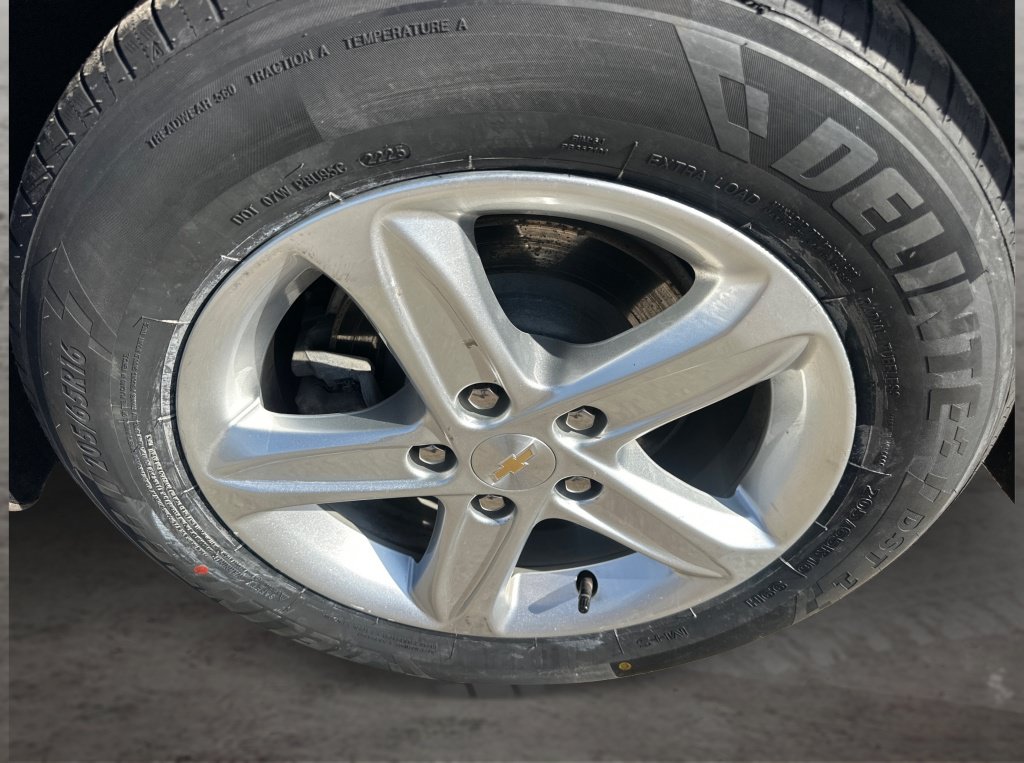 Used 2024 Chevrolet Malibu LS FWD image 19