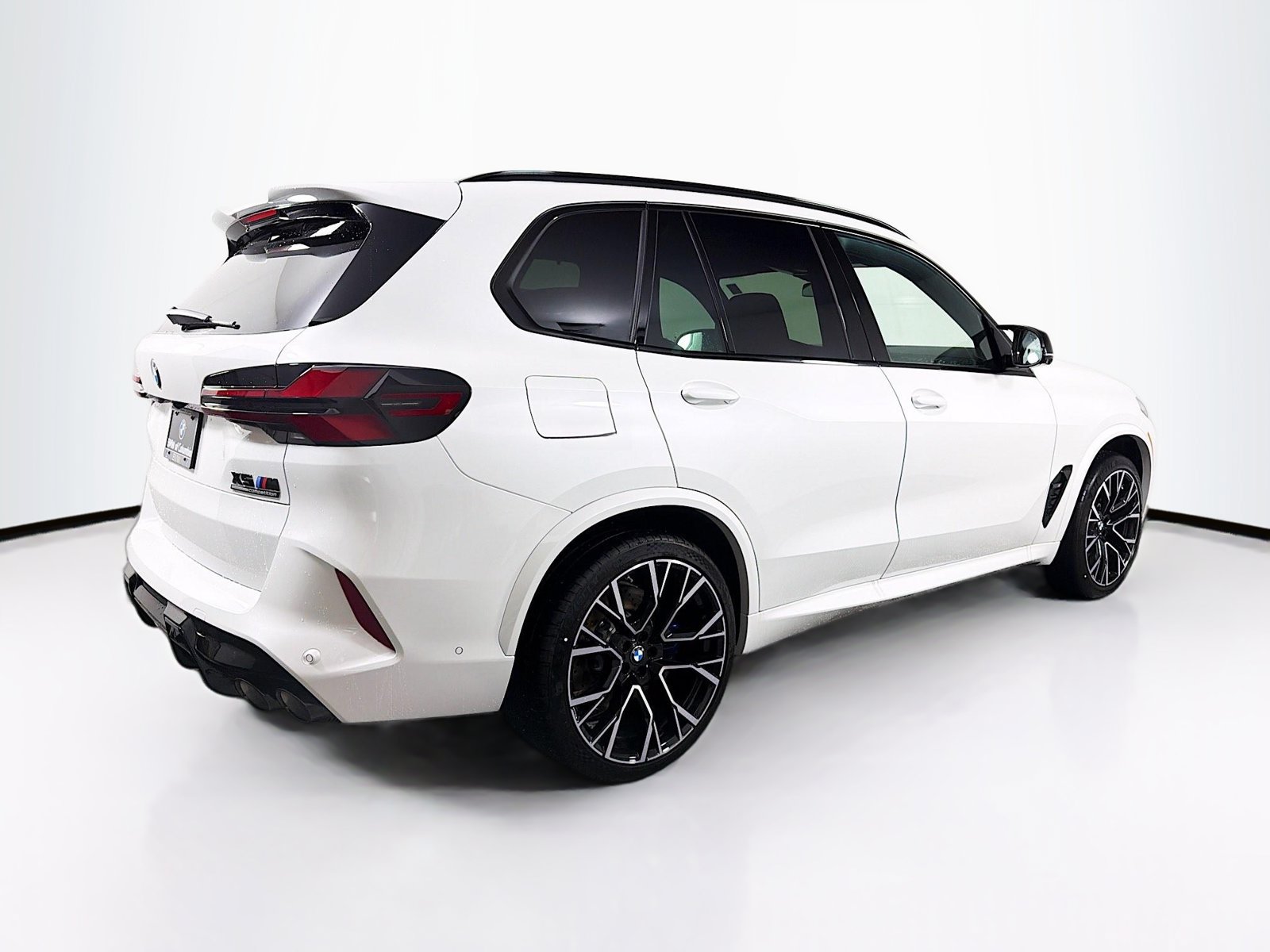 New 2026 BMW X5 M Competition w/ Executive Package AWD/4WD image 7