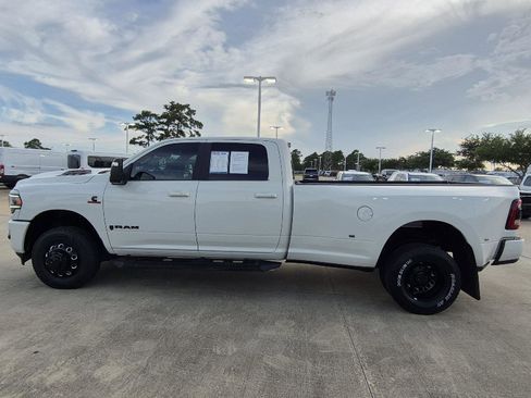 Used 2024 RAM 3500 Laramie w/ Night Edition AWD/4WD image 18