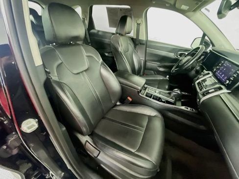 Used 2021 Kia Sorento S w/ Panoramic Sunroof Package FWD image 30