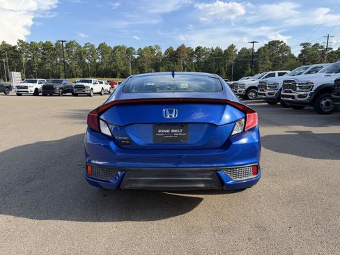 Used 2018 Honda Civic EX-T image 5