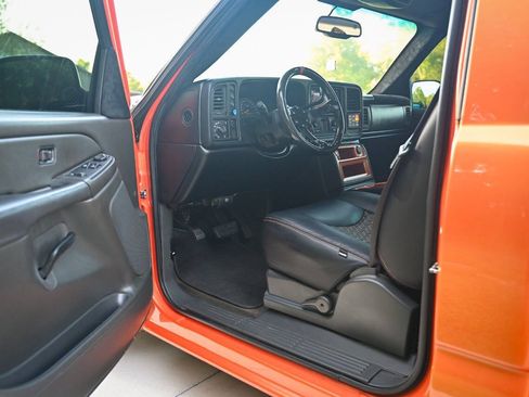 Used 2006 Chevrolet Silverado 1500 LT w/ Light Duty Power Package RWD image 90