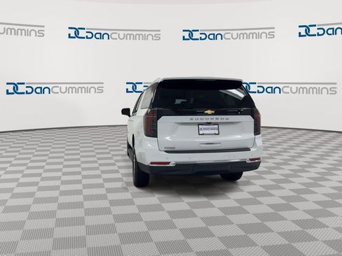 New 2026 Chevrolet Suburban LS image 7