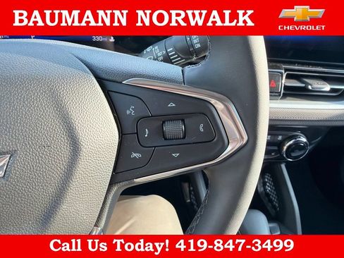 Used 2026 Chevrolet TrailBlazer LT w/ Convenience Package FWD image 21