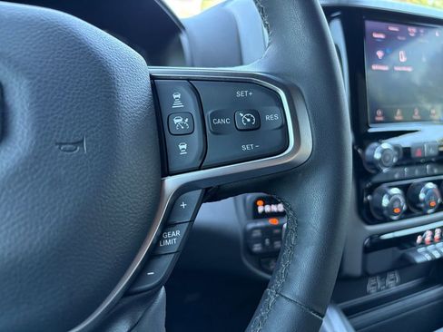 Used 2025 RAM 1500 Big Horn AWD/4WD image 19