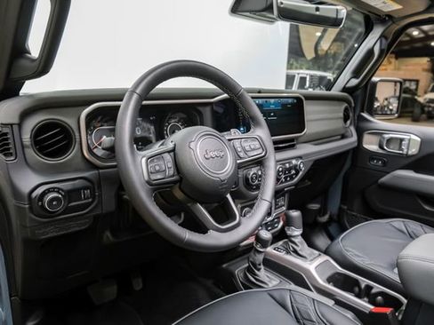 Used 2024 Jeep Wrangler Unlimited Rubicon 392 image 15