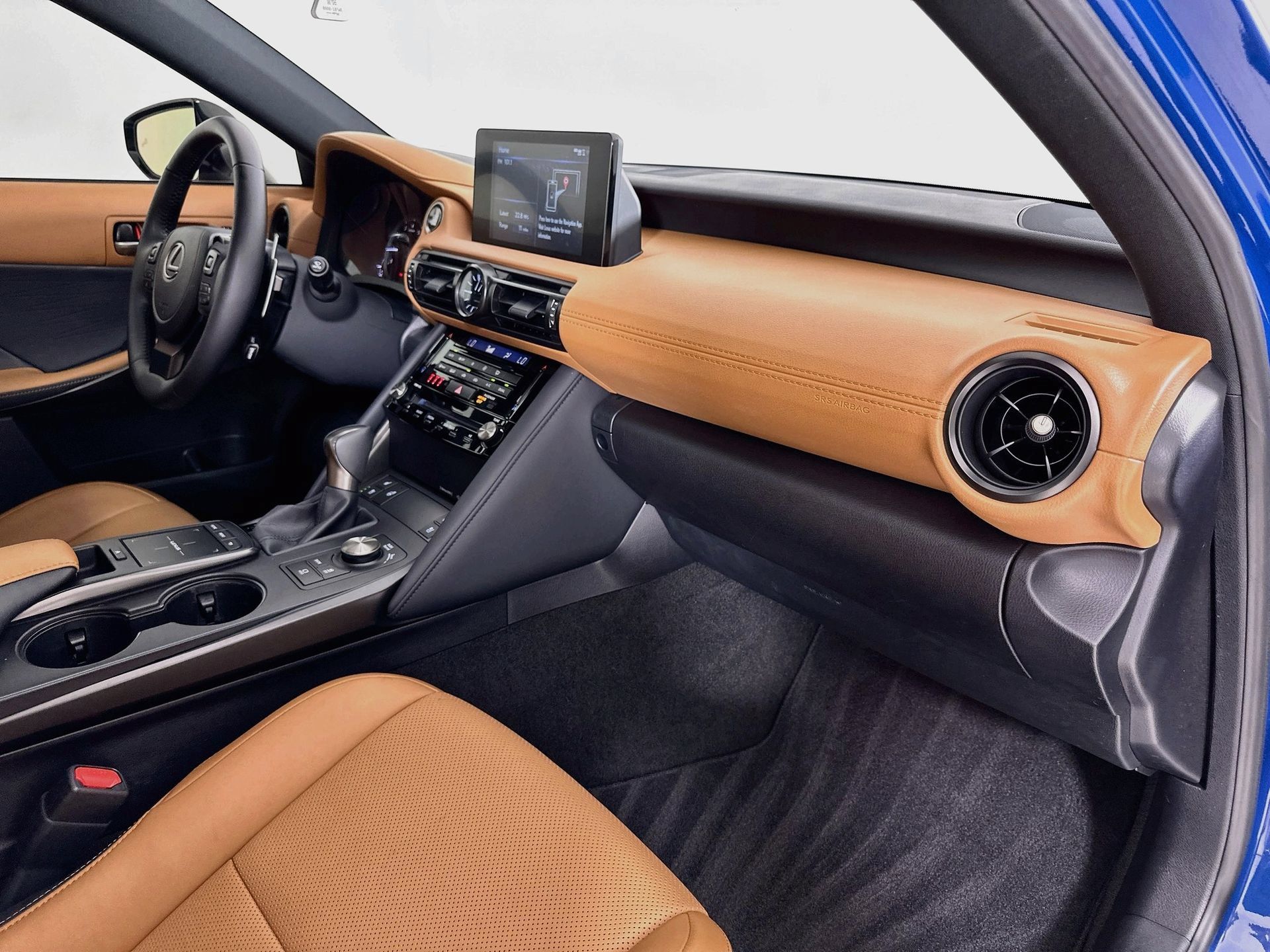 Used 2023 Lexus IS 300 w/ Premium Package RWD image 31