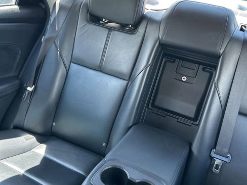 Used 2018 Toyota Avalon XLE FWD image 2