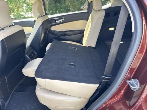 Used 2015 Ford Edge SEL w/ Equipment Group 201A AWD/4WD image 13