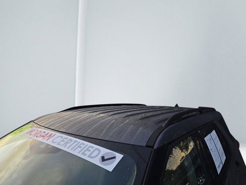 Used 2022 Ford Explorer XLT image 10