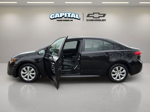 Used 2023 Toyota Corolla LE image 13
