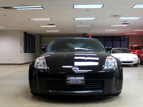 Used 2004 Nissan 350Z Touring image 11