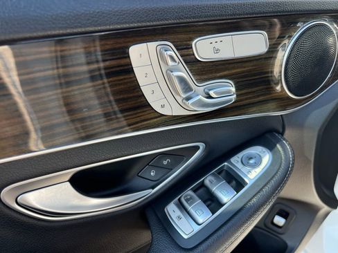 Used 2018 Mercedes-Benz C 300 Sedan image 38