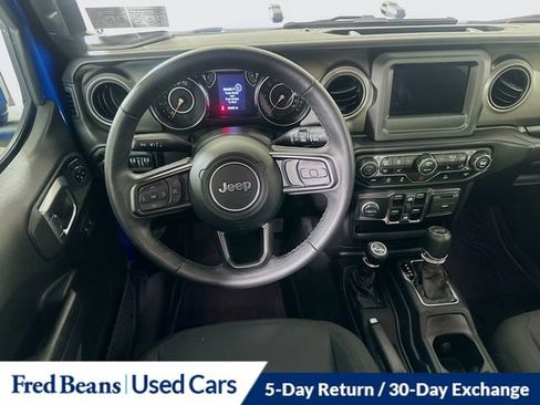 Used 2022 Jeep Wrangler Unlimited Sport w/ Xtreme Recon 35" Tire Package AWD/4WD image 28
