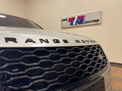 Used 2020 Land Rover Range Rover Velar R-Dynamic S image 46