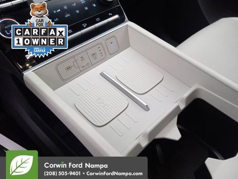 Used 2025 Hyundai Santa Fe Limited image 18