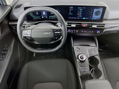 New 2026 Kia Sportage S image 18