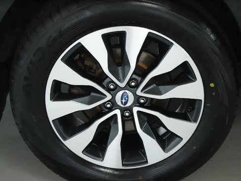 Used 2024 Subaru Outback Limited AWD/4WD image 12