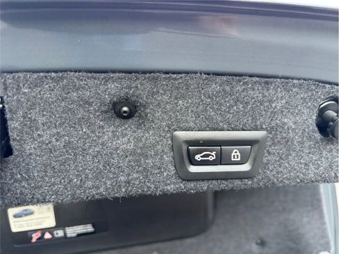 Used 2016 BMW M5 image 45