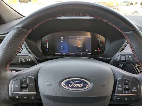 Used 2024 Ford Escape ST-Line w/ Cold Weather Package image 25
