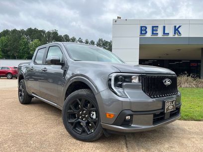 New 2025 Ford Maverick Lobo