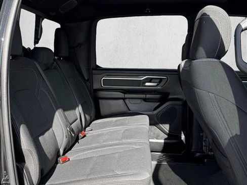 Used 2022 RAM 1500 Big Horn AWD/4WD image 18