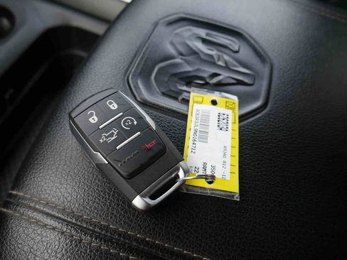 Used 2022 RAM 3500 Laramie image 37