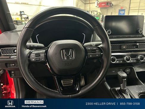 Used 2023 Honda Civic Sport image 16