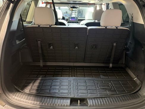 Used 2021 Kia Telluride EX w/ EX Premium Package image 27