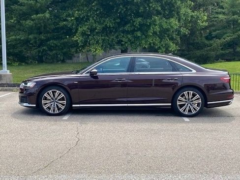 Used 2021 Audi A8 L 4.0T w/ Executive Plus Package AWD/4WD image 2