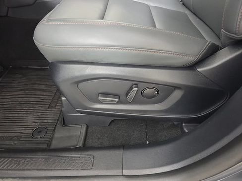 Used 2026 Ford Explorer Active w/ Active Comfort Package AWD/4WD image 24